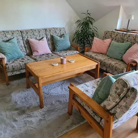 Апартаменты With Garden